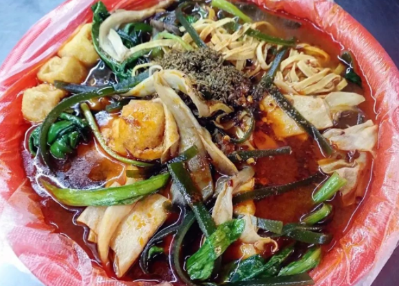 钰舂麻辣烫产品 门店图片