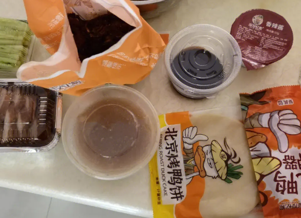 泽友忆家烤鸭产品 门店图片