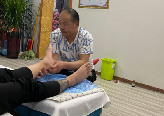 鲁派刘式修脚产品 门店图片