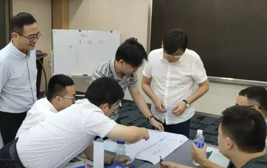 遴闻咨询产品 门店图片