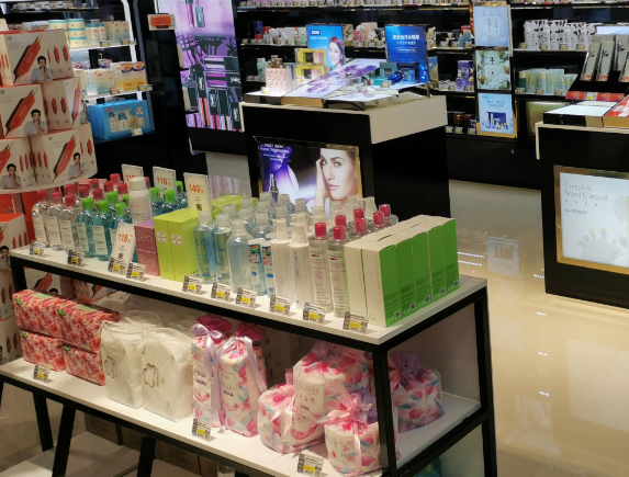 新方向化妆品产品 门店图片