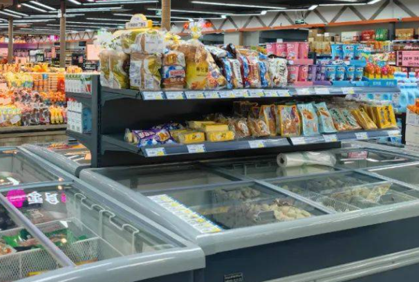 村村优超市产品 门店图片
