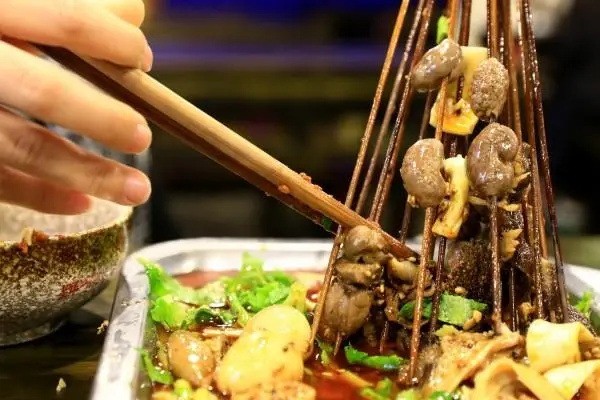 缺牙巴卤串串产品 门店图片