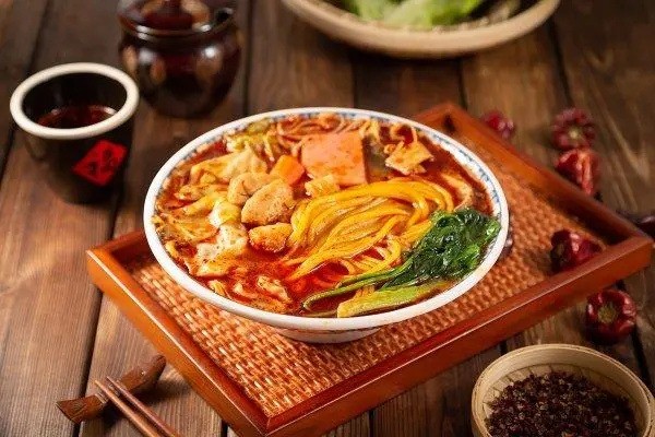 单氏麻辣烫产品 门店图片