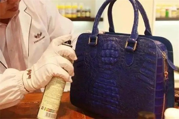 龙鹰奢侈品皮具护理产品 门店图片