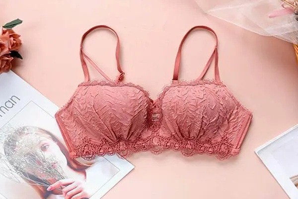黛芙娜内衣产品 门店图片