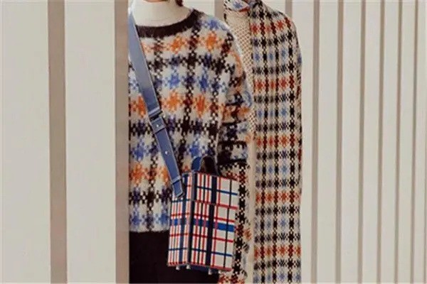 黑蝴蝶女装产品 门店图片