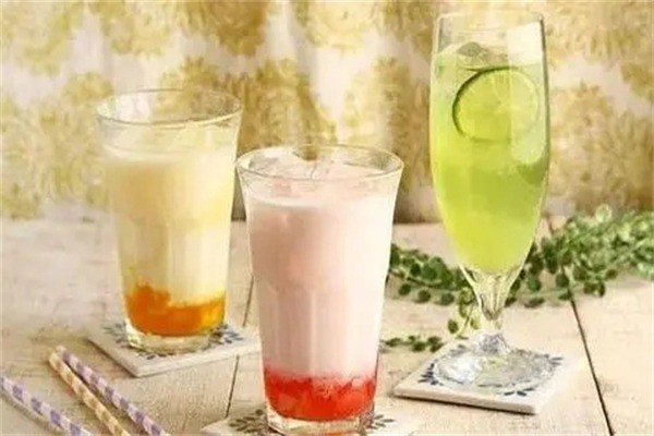 澜荻奶茶产品 门店图片