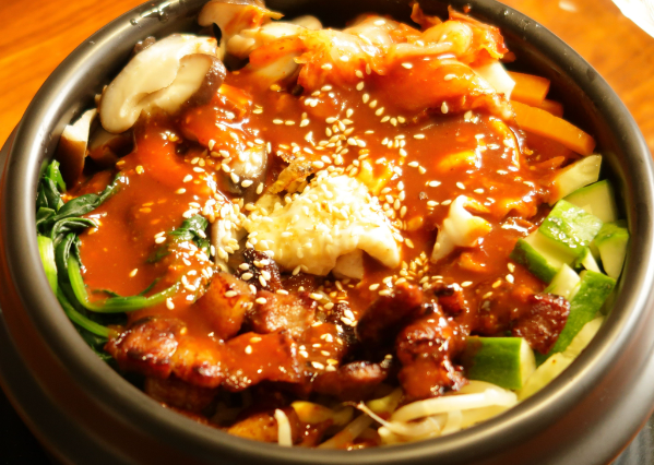 确食火香嫩五花肉拌饭产品 门店图片