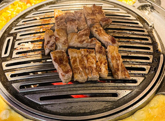 青瓦碳烤肉产品 门店图片