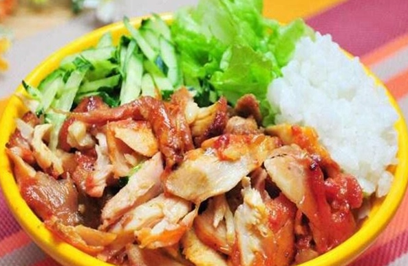 闫阿妈烤肉拌饭产品 门店图片