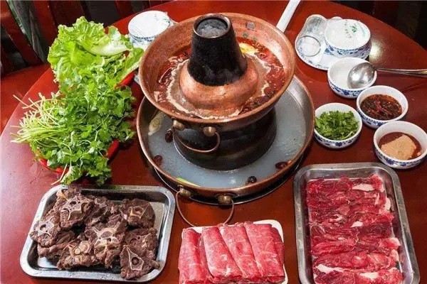 仰记老北京热气涮羊肉火锅加盟