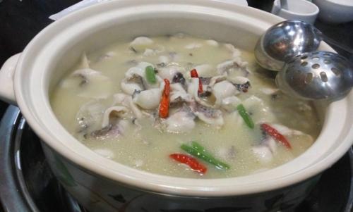 千煲鲜寻·柠檬酸菜鱼