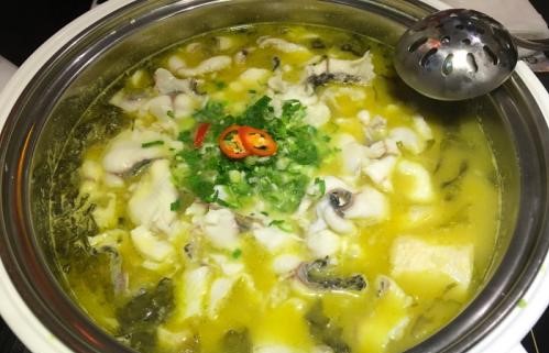 活乐鱼老坛酸菜鱼米饭