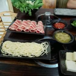 风情丽江斑鱼火锅