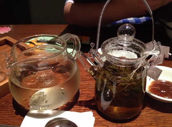 一茶一坐