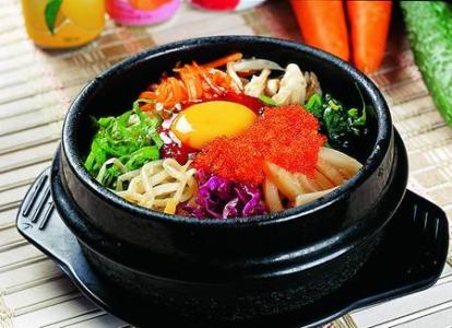 七先生石锅拌饭加盟