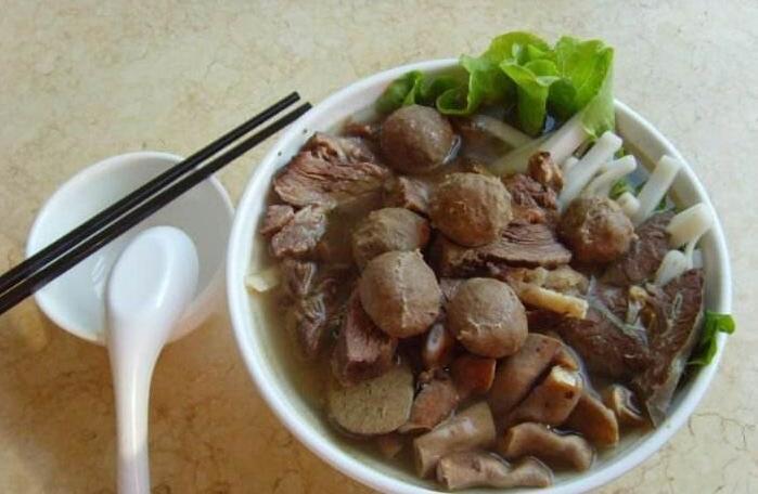 广潮牛骨牛杂煲