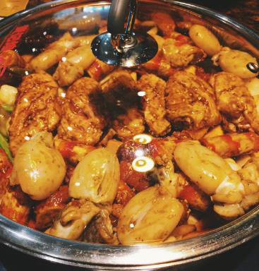 御记煌乐享百味焖锅