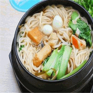 小香锅砂锅土豆粉