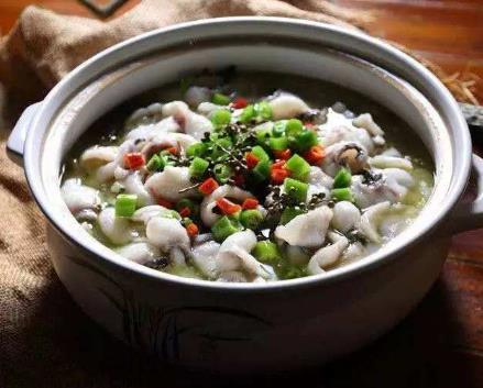 青花椒砂锅鱼
