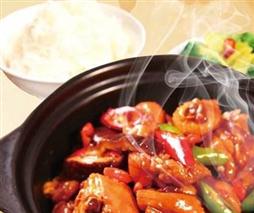 上吉铺黄焖鸡米饭