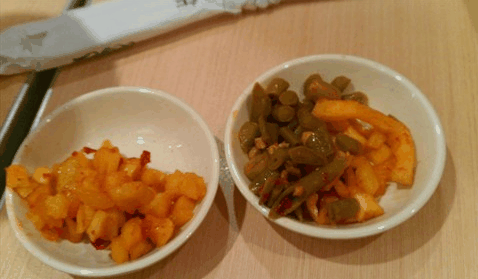 蒙自源