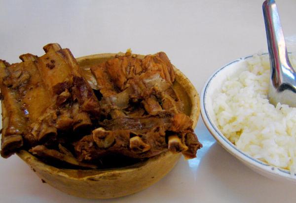 万和春排骨米饭