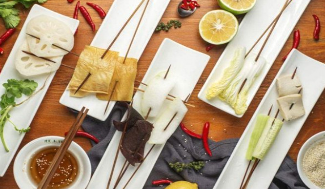 小扁担串串香加盟店