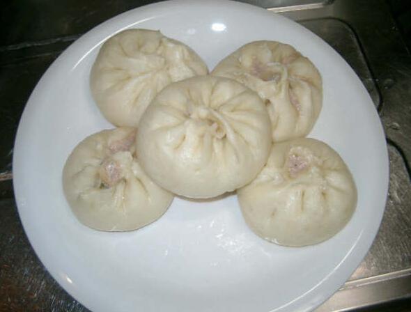 笨包子