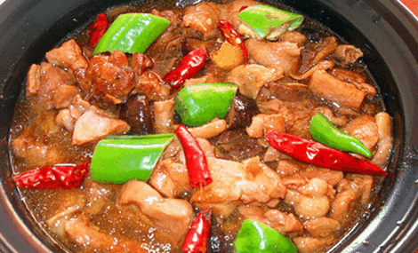 腾宇记黄焖鸡米饭
