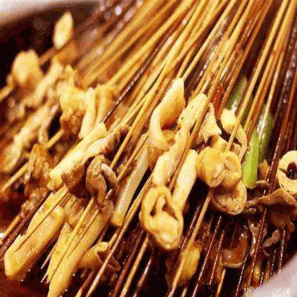 马路边上串串香