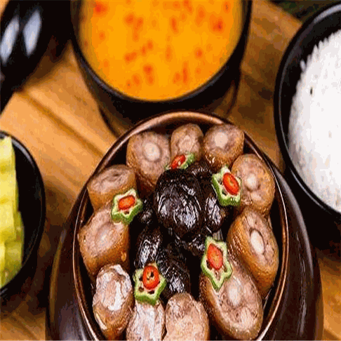 锅得缸坛子焖肉