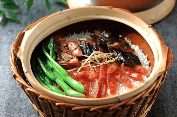 米太极湘味煲仔饭
