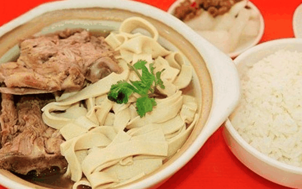 万家客排骨饭