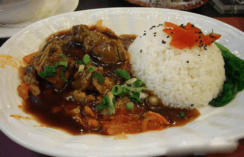 饭小臣牛肉饭