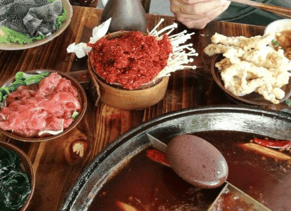 重庆磁器口火锅