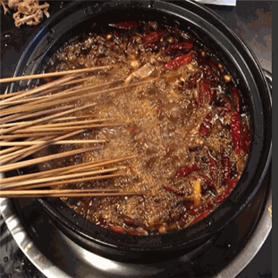 雷记砂锅串串香