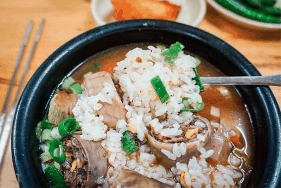 鲜一汤饭