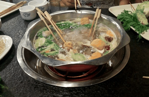 汤炮串串香火锅