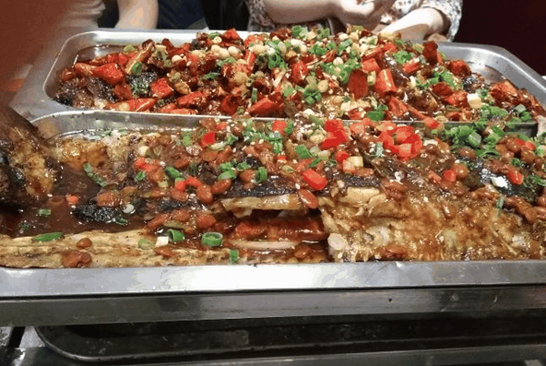 珍味小筑烤全鱼