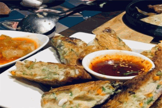 涓豆腐加盟费多少钱?投资少,收益多