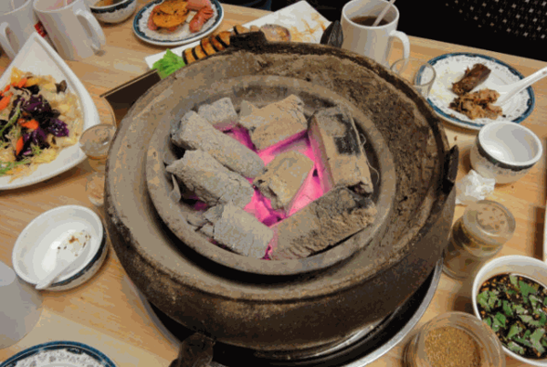 塞外八旗炭火烤肉