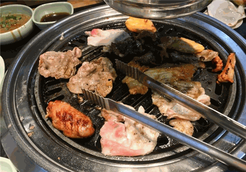 九寸钉自助炭火烤肉产品 门店图片