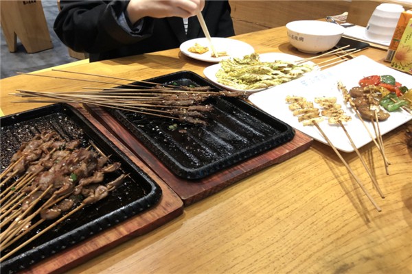 聚小屋烧烤
