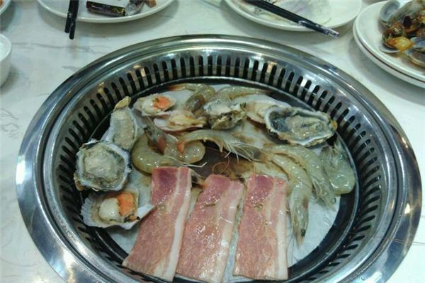 鼎极轩海鲜烤肉自助
