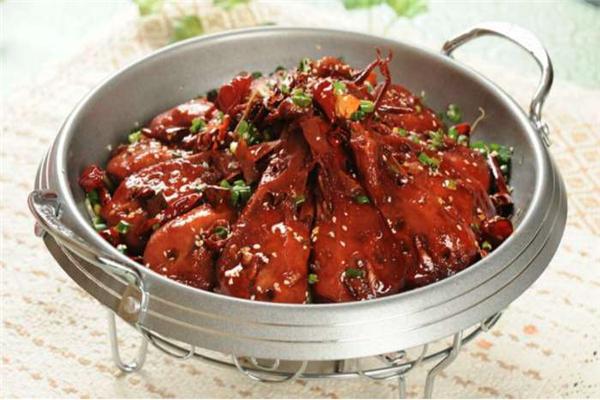 香倒仙干锅鸭头