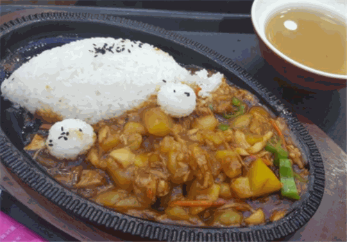 蘑菇爱上饭