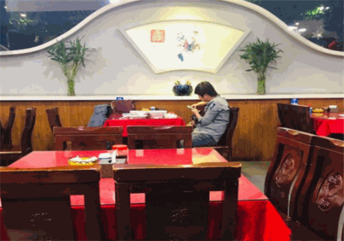 齐妈妈手擀面