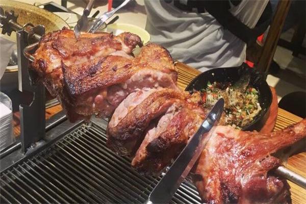 达子烤羊腿